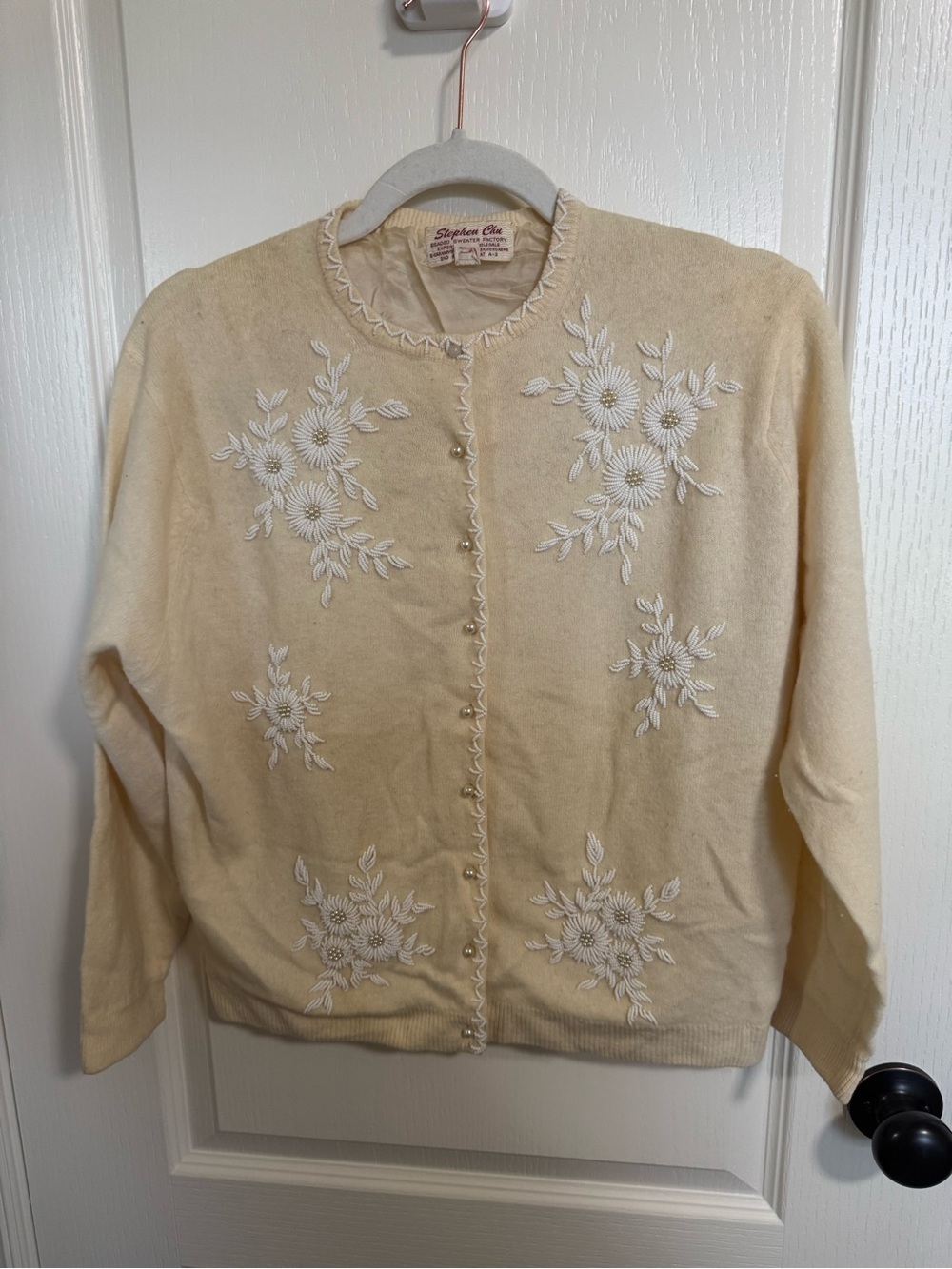 VTG Stephen Chu Cream Beaded Floral Cardigan Sweater Size 42 L lined